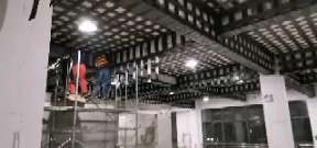 普陀一商场梁，楼板碳纤维加固施工